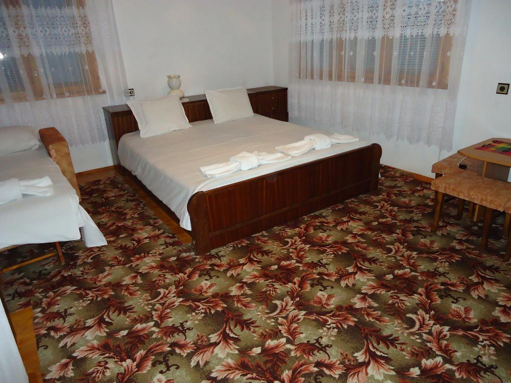 Guest House Ahp Mala Tsŭrkva Habitación foto